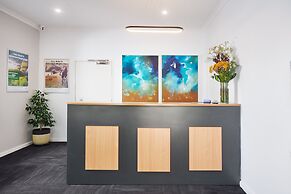 Airport Apartments by Vetroblu
