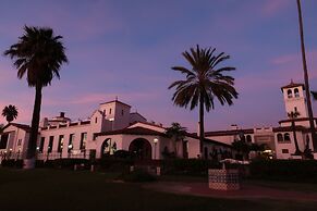 Corona Hotel & Spa