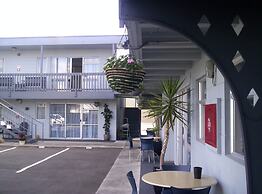 Broadway Motor Inn