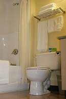 Residence & Conference Centre - Sudbury West