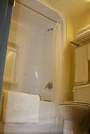Residence & Conference Centre - Sudbury West