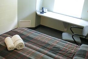Residence & Conference Centre - Sudbury West