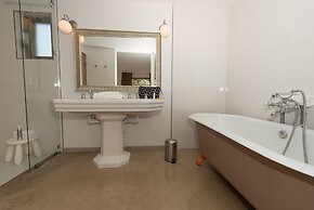 Hotel 96