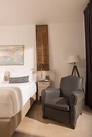 Hotel 96