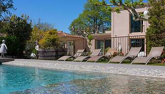 Hotel 96