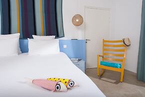 Hotel 96