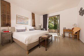 Hotel 96
