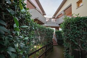 Follonica Apartments - Pool & Relax