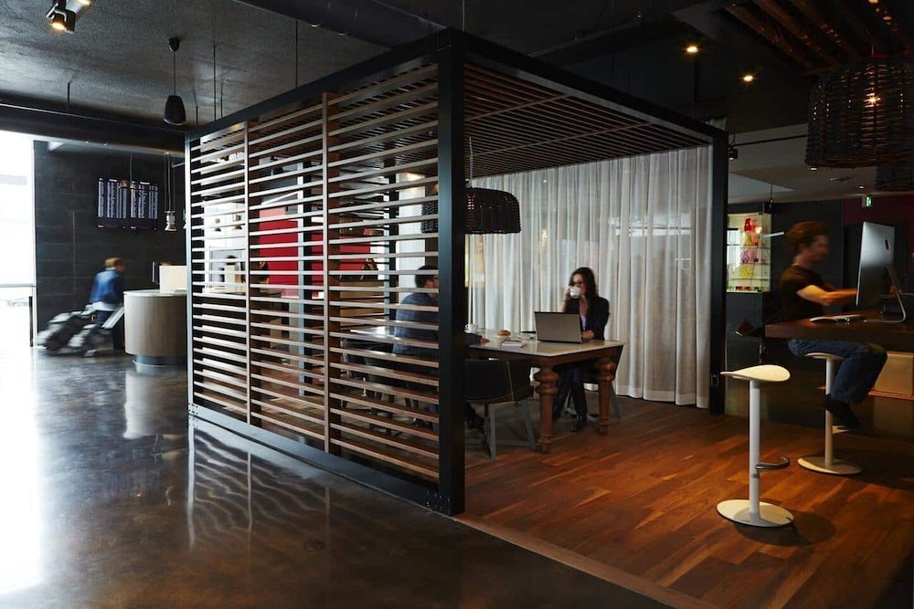 Alt Hotel Halifax Airport - In Terminal