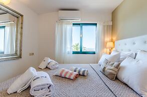 Pela Mare Hotel