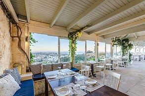 Pela Mare Hotel
