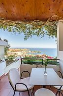 Pela Mare Hotel