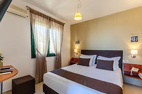 Pela Mare Hotel