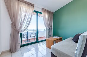 Pela Mare Hotel