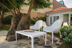 Hermes Beach Front