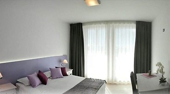 Tullio Hotel