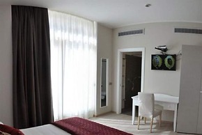 Tullio Hotel