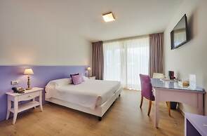Tullio Hotel