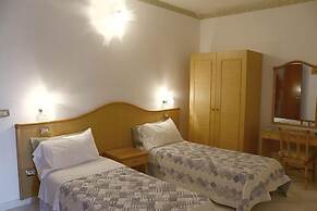 Mandetta Hotel