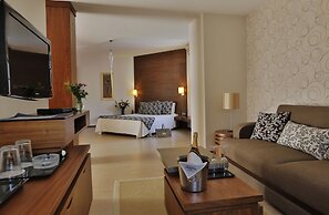 Torbahan Boutique Hotel & Beach Club