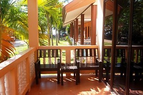 Lanta Bee Garden