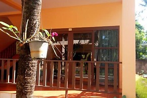 Lanta Bee Garden