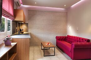 Royal Hotel and Suites