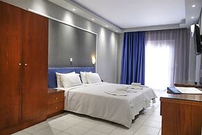 Royal Hotel and Suites