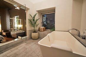 Roppongi Hotel S
