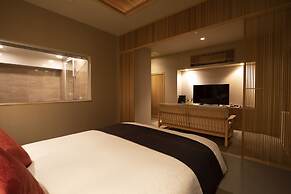 Roppongi Hotel S
