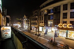 Top Hostel
