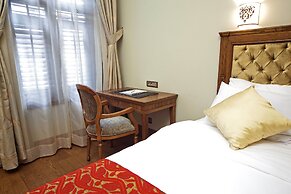 Celine Hotel