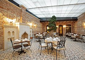 Celine Hotel