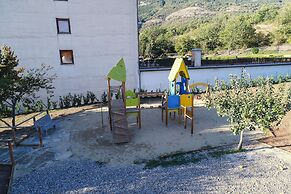 Kiris Hotel