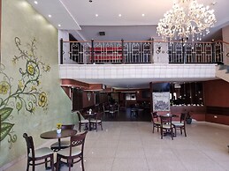Ararat Hotel