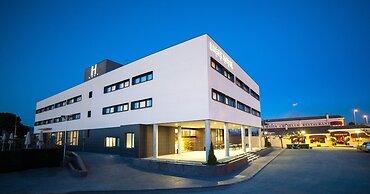 Brea's Hotel