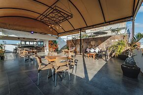 Soho Playa Hotel