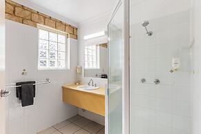 Great Divide Motor Inn