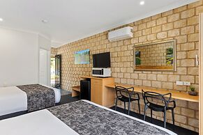 Great Divide Motor Inn