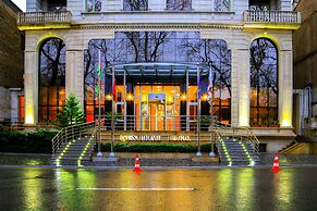 Central Park Hotel