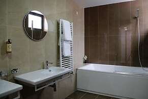 LBV House Hotel