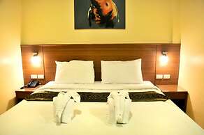 The Wave Patong Boutique Hotel