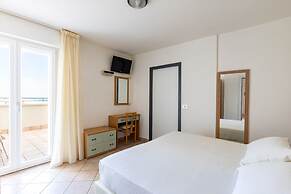 Hotel Palos