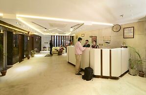 Hotel Maniram Palace