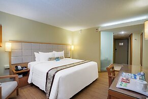 Guam Plaza Resort