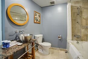 Guam Plaza Resort