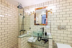 Villa Pera Suite Hotel
