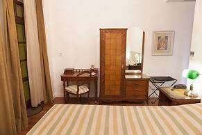 Villa Pera Suite Hotel