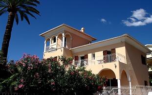 Hôtel Reine D'Azur
