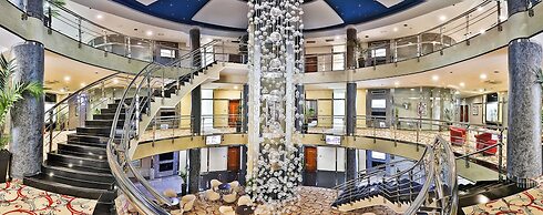 KINGS PARK HOTEL
